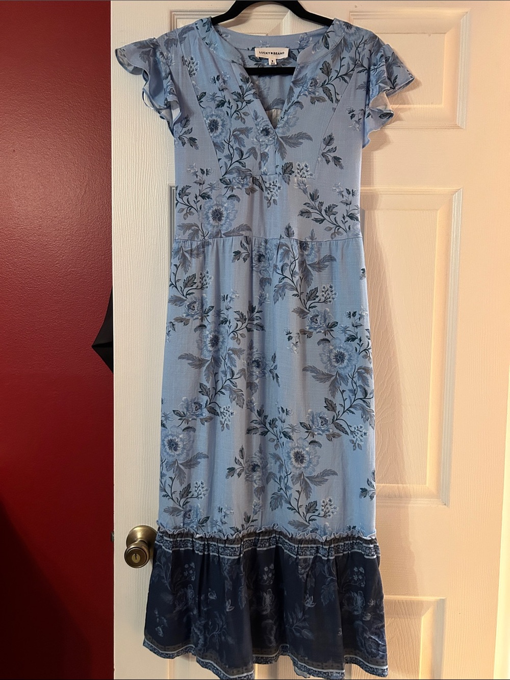 Lucky brand Blue Floral Midi women Dress  Ruffled Hem with pockets M summer